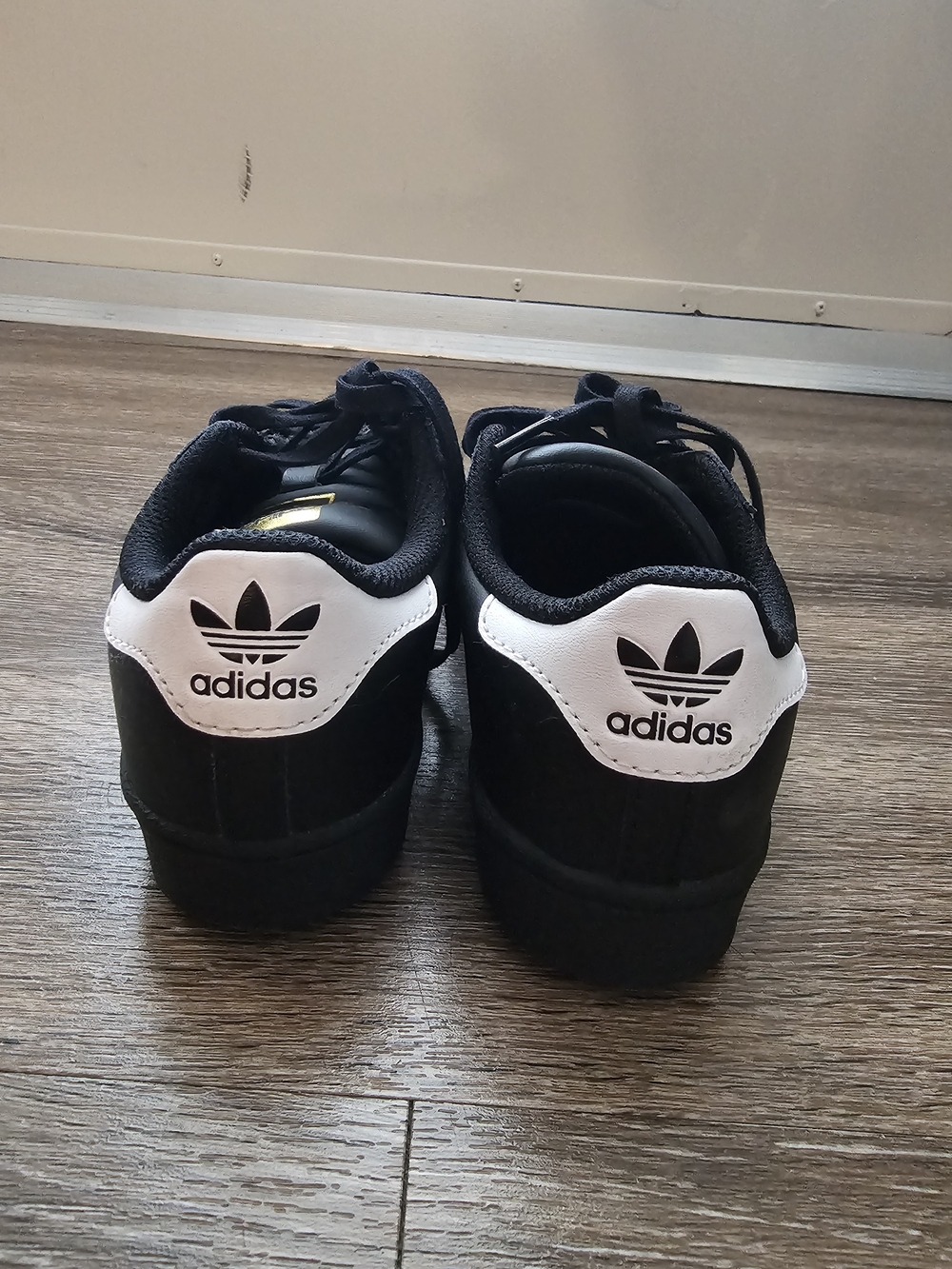 adidas Kids Black White Shell Toe Sneakers All Stars - Picture 3 of 5